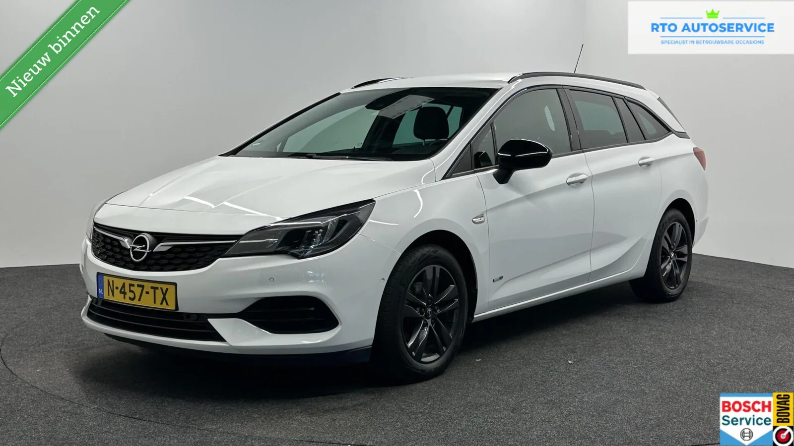 Opel Astra (2022) — foto 1