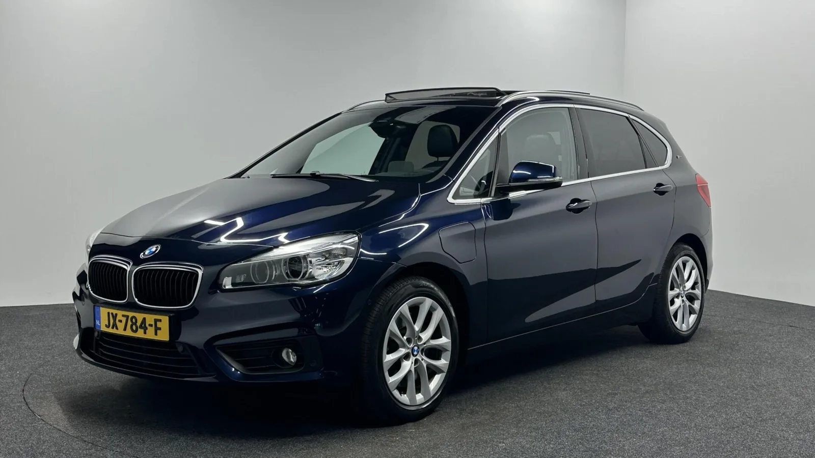 BMW 2-Serie Active Tourer (2016) — foto 1
