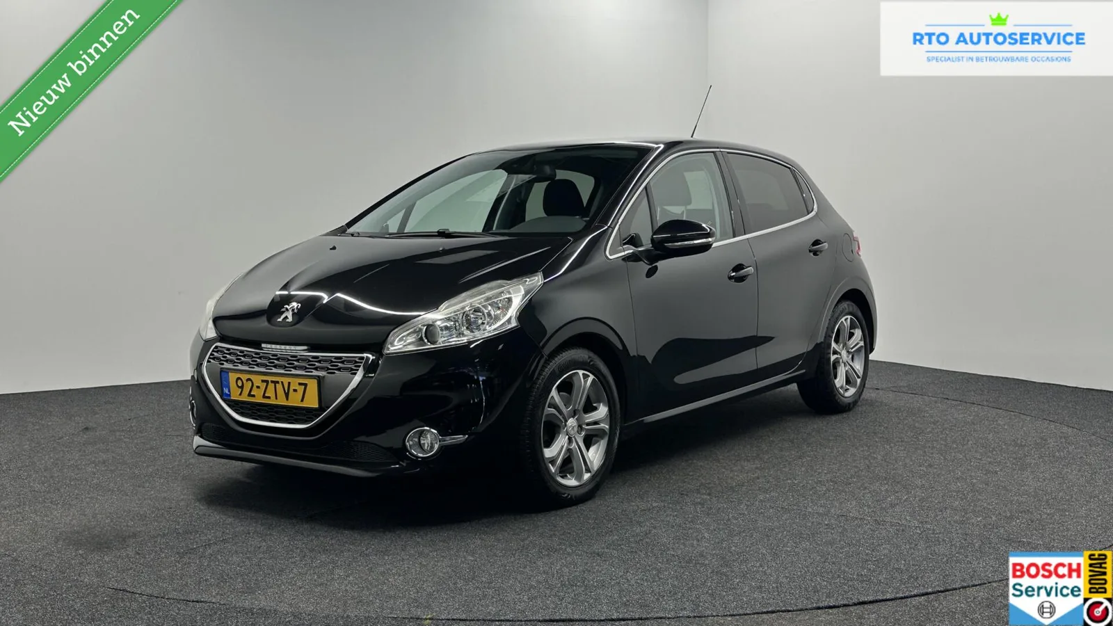Peugeot 208 (2013) — foto 1
