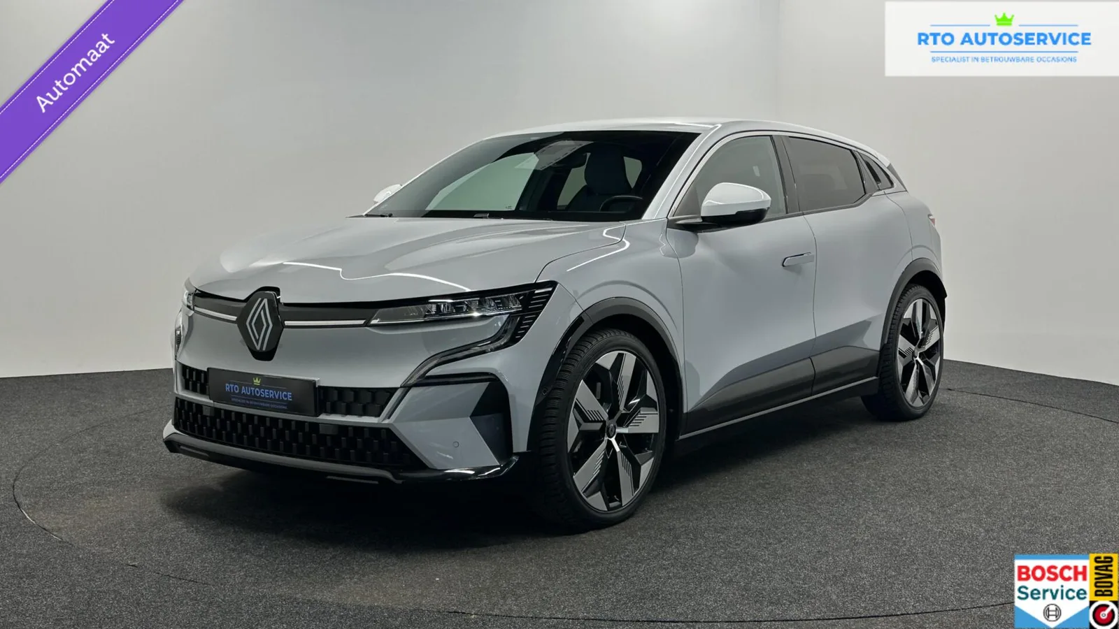 Renault Mégane E-Tech (2023) — foto 1