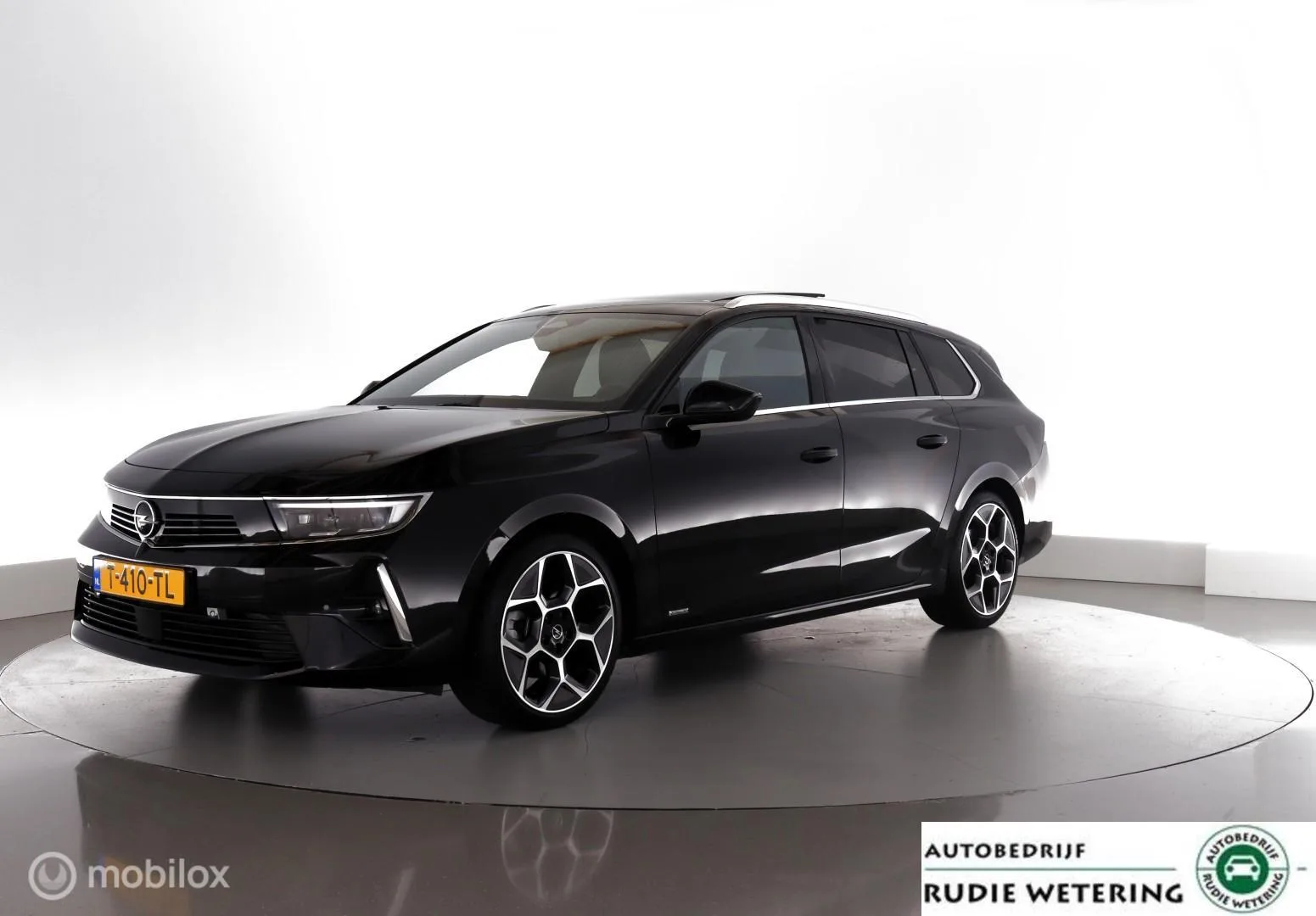 Opel Astra (2023) — foto 1