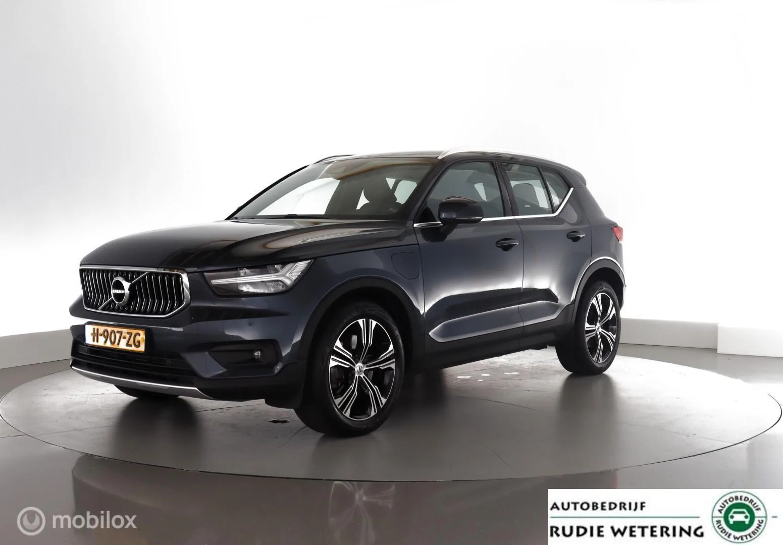 Volvo XC40 (2020) — foto 1