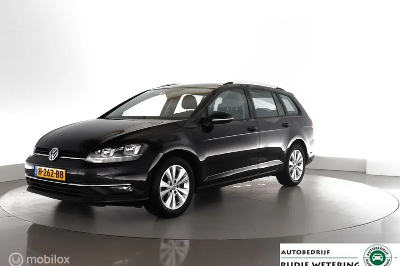 Volkswagen Golf (2020)