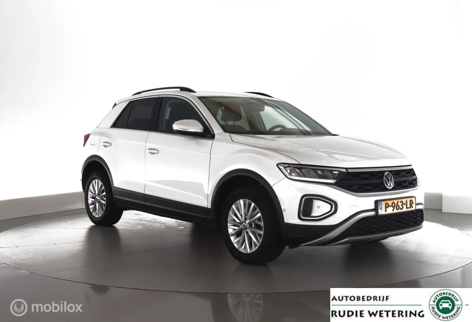 Volkswagen T-Roc (2022) — foto 1