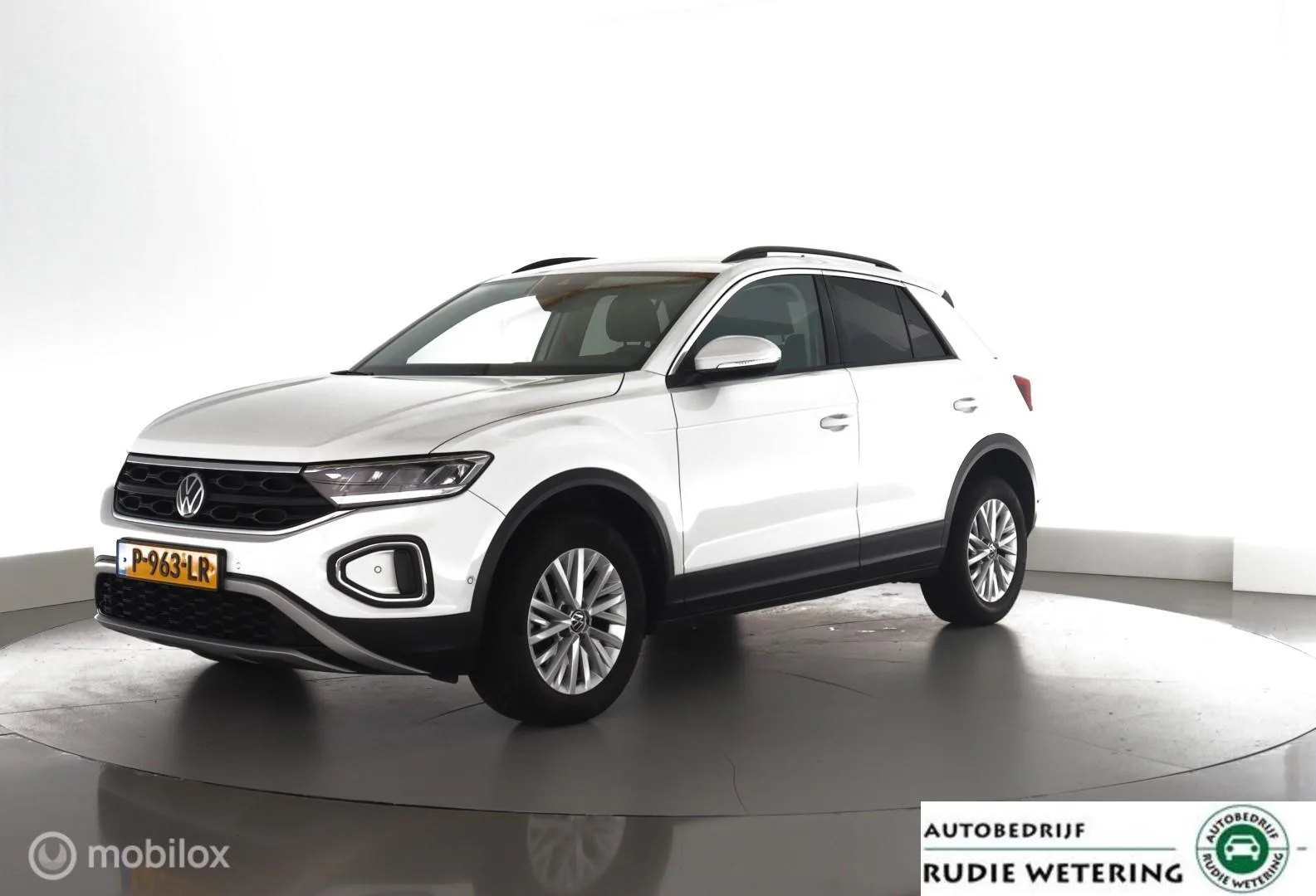 Volkswagen T-Roc (2022) — foto 1