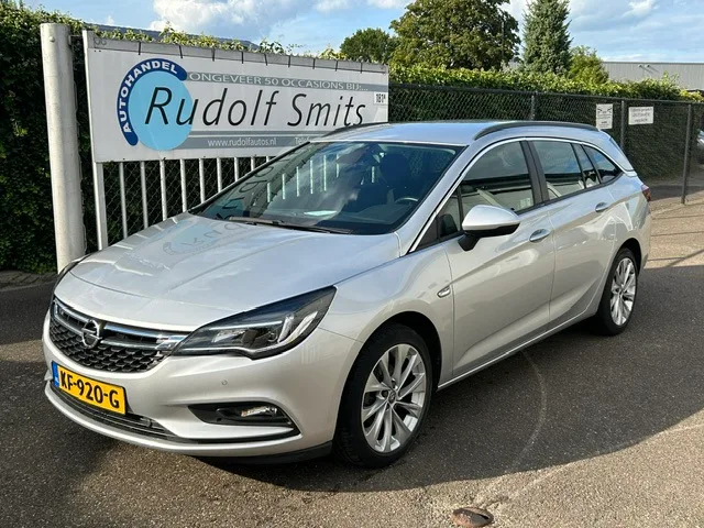 Opel Astra Sports Tourer (2016) — foto 1