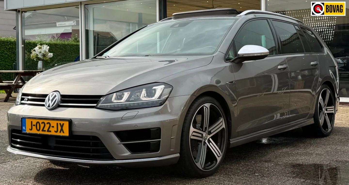 Volkswagen Golf (2015) — foto 1