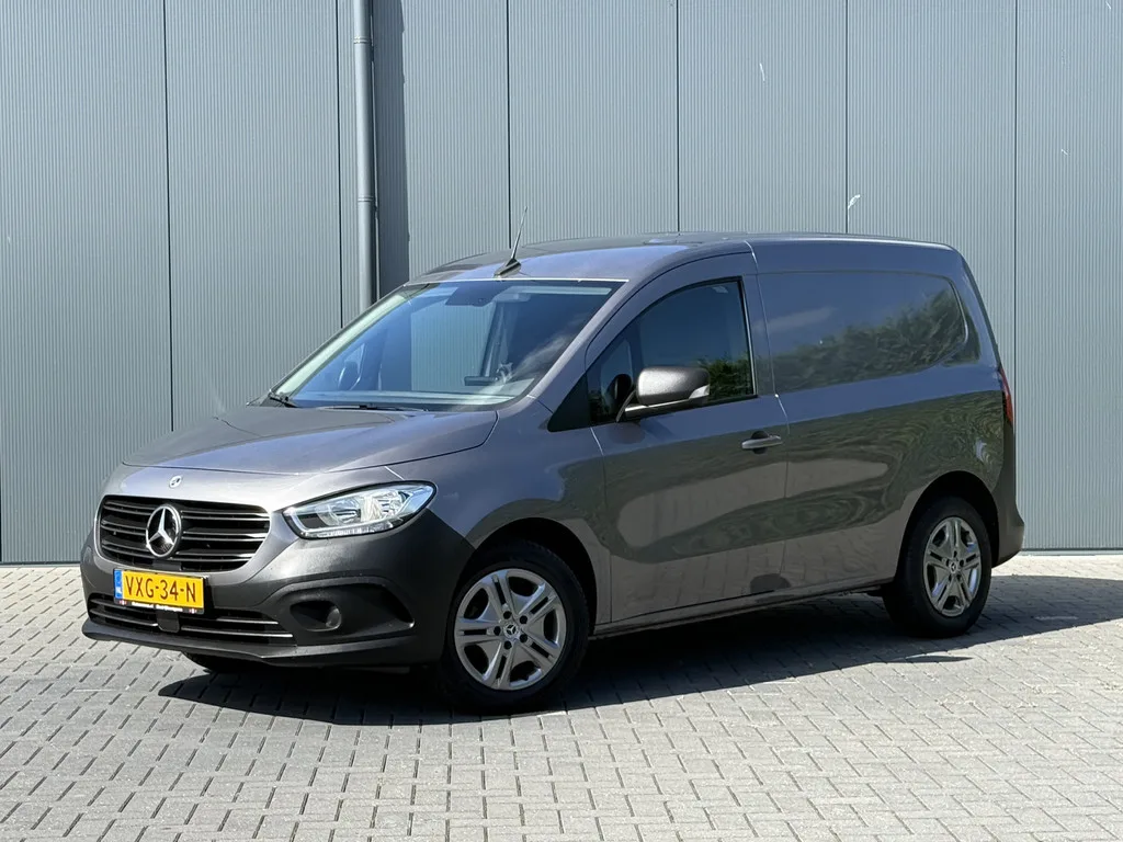 Mercedes-Benz Citan (2023) — foto 1