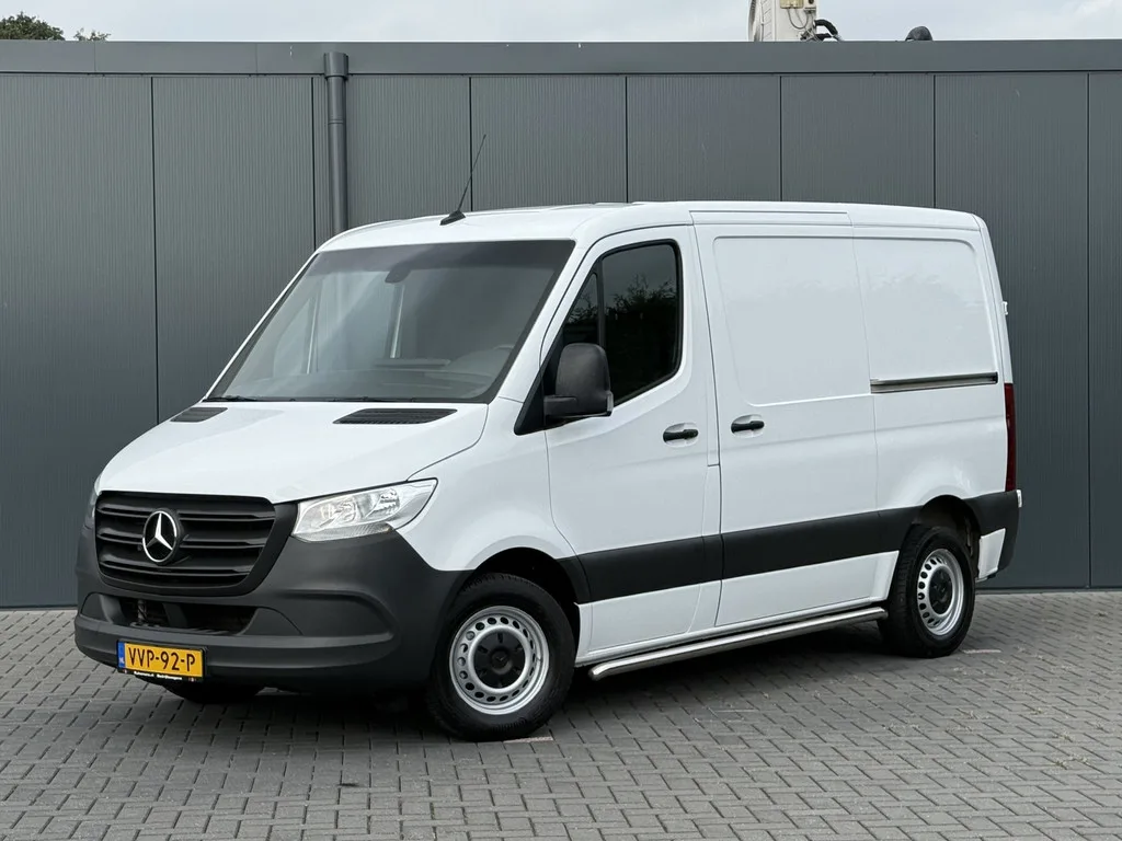 Mercedes-Benz Sprinter (2023) — foto 1