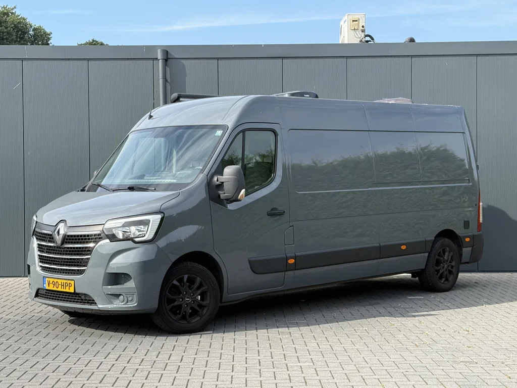 Renault Master (2021) — foto 1