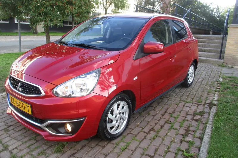 Mitsubishi Space Star (2019)