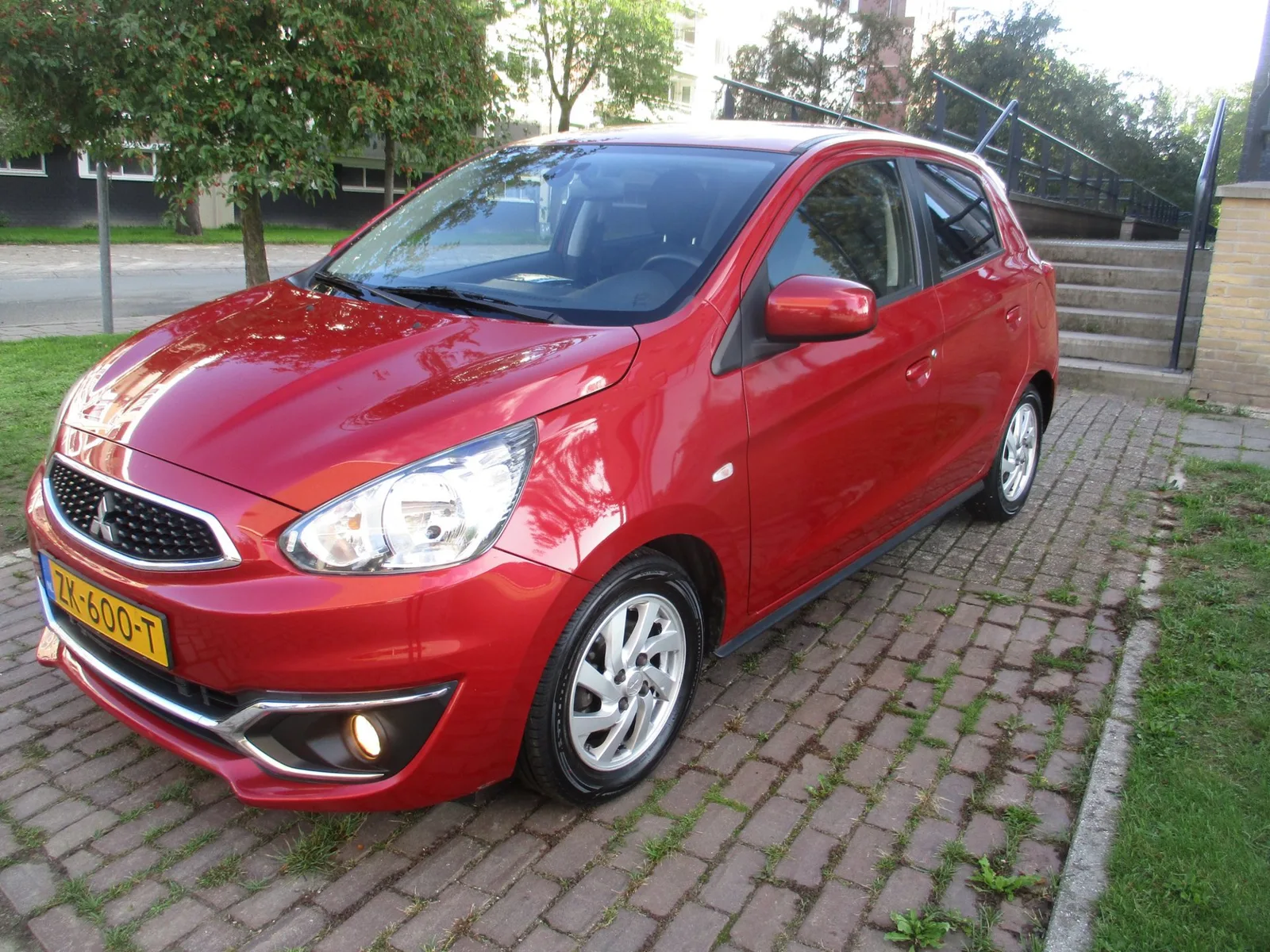 Mitsubishi Space Star (2019) — foto 1