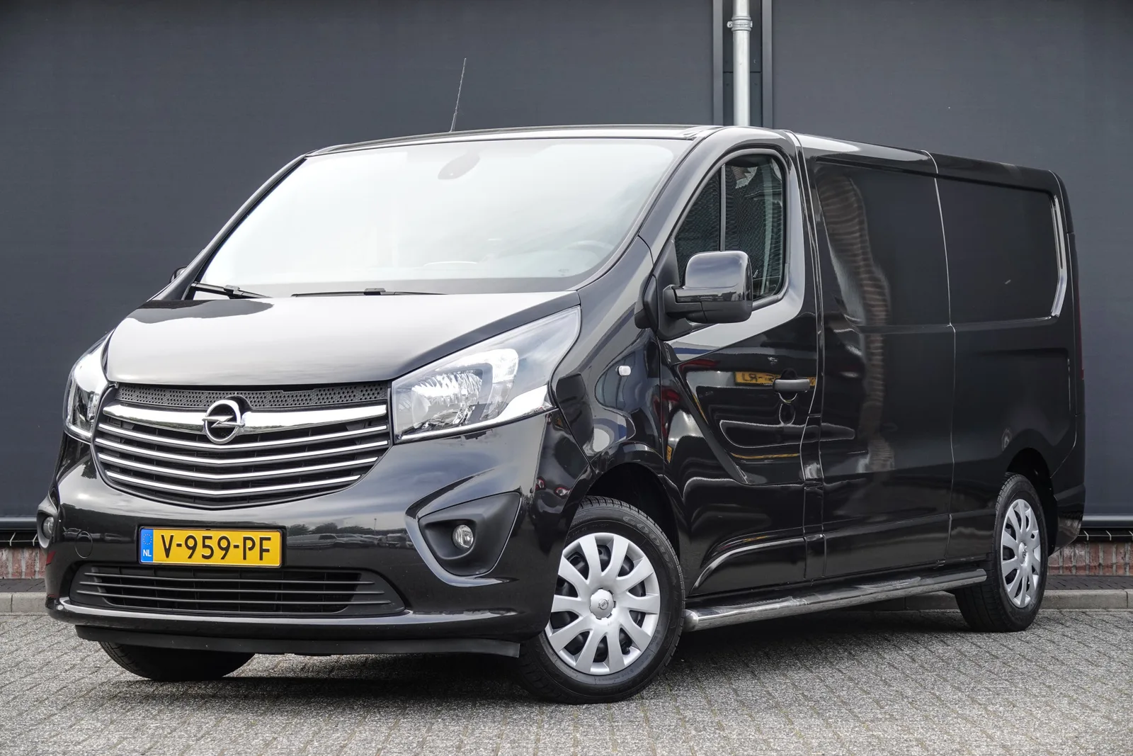 Opel Vivaro (2018) — foto 1