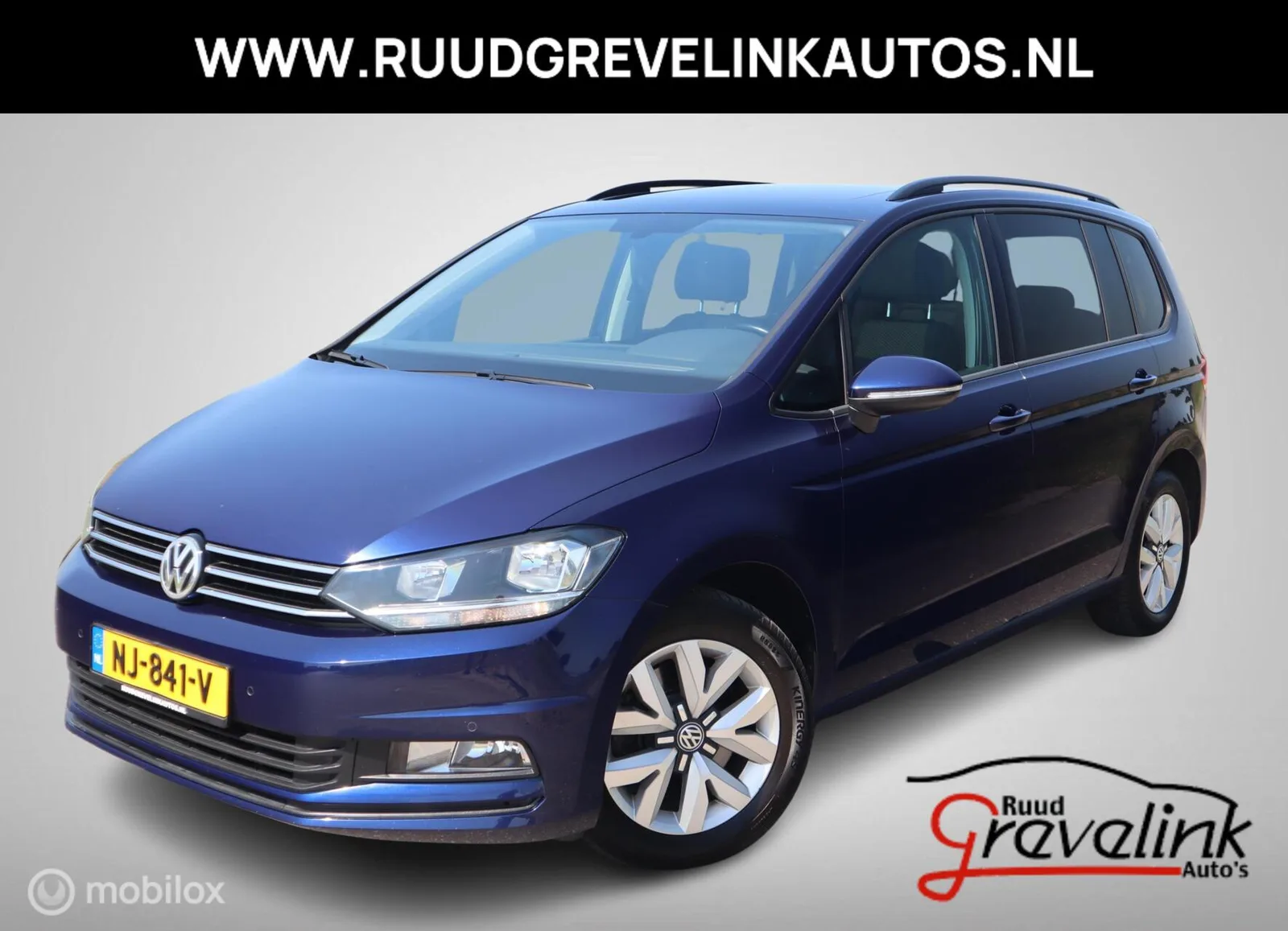 Volkswagen Touran (2017) — foto 1