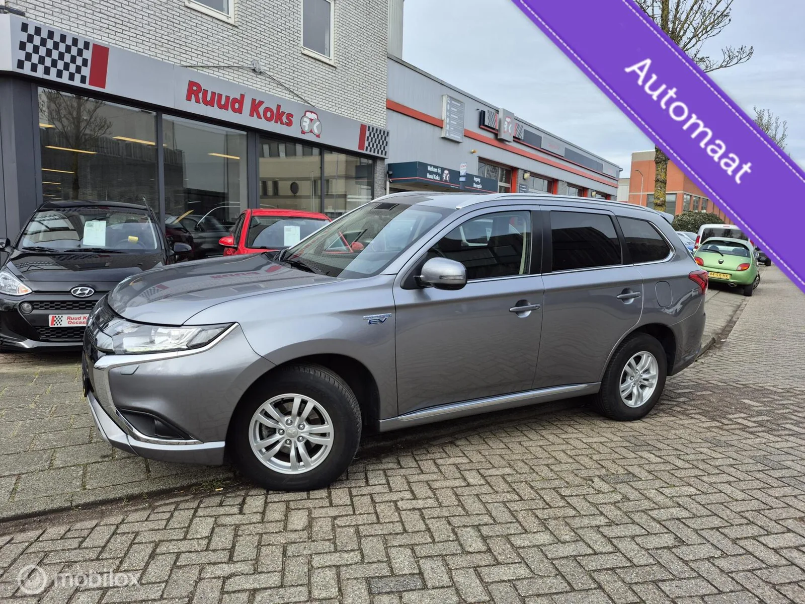 Mitsubishi Outlander (2020) — foto 1