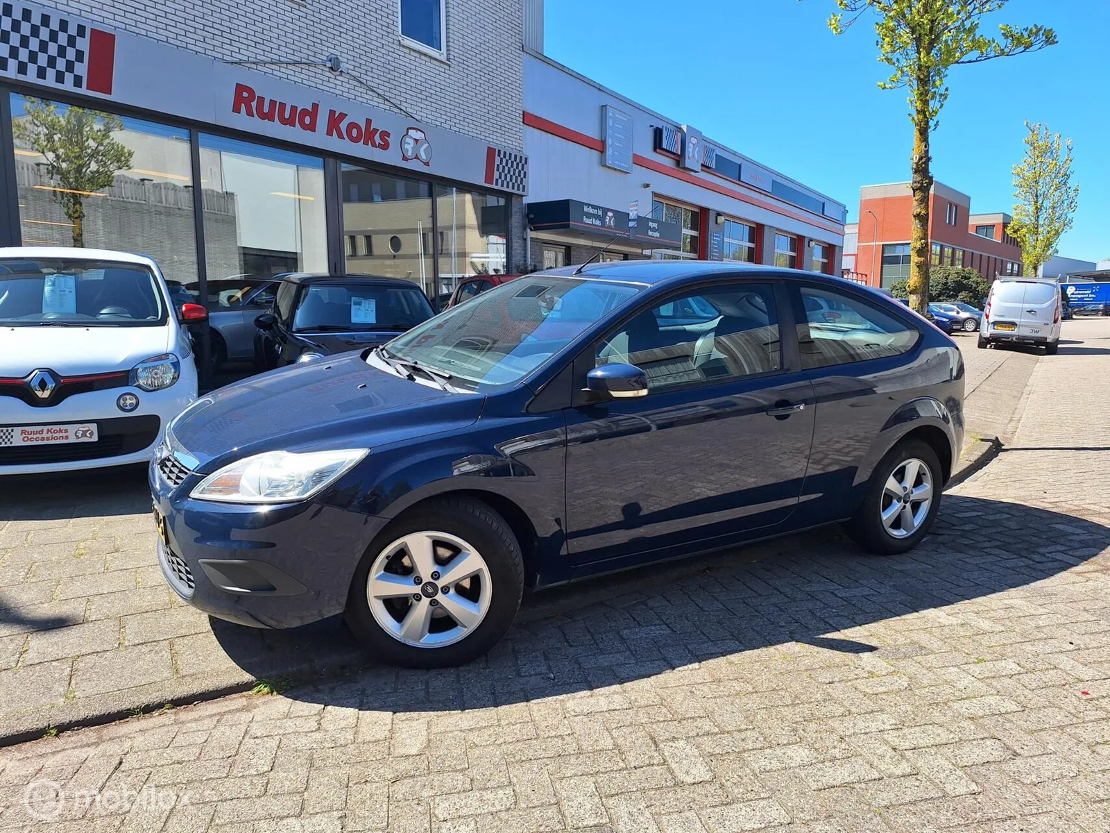 Ford Focus (2008) — foto 1