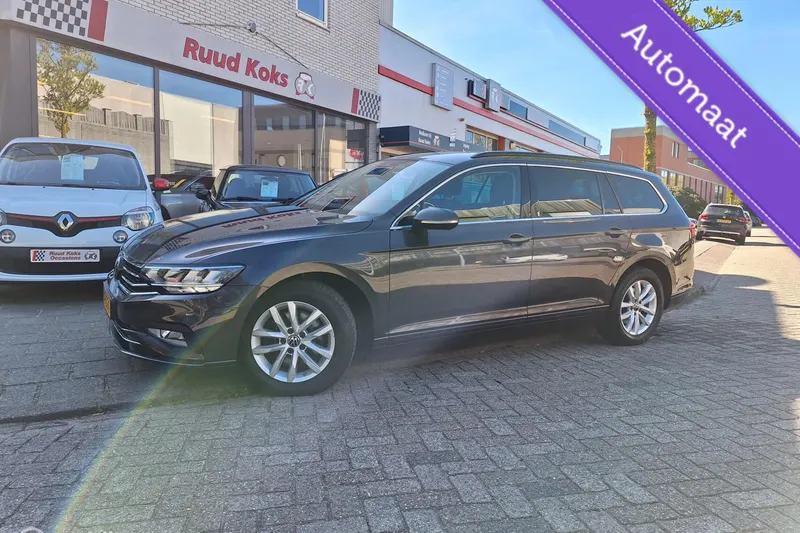Volkswagen Passat (2023)