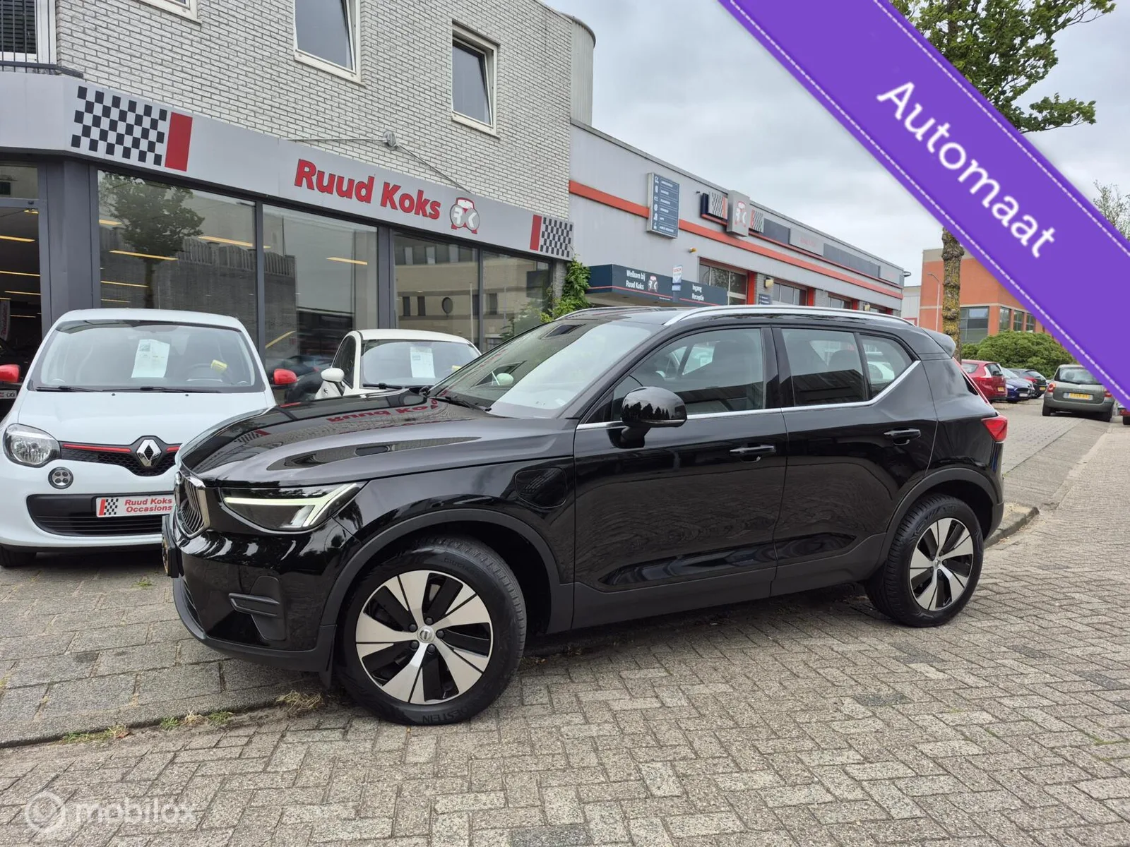 Volvo XC40 (2022) — foto 1