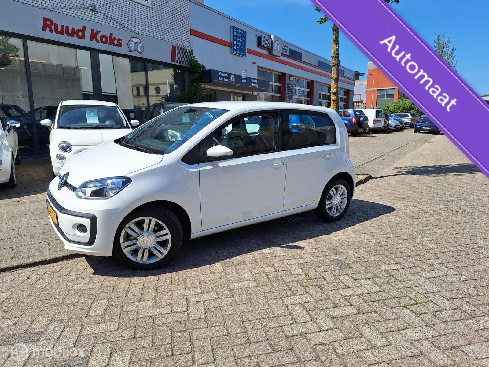 Volkswagen Up! (2017) — foto 1