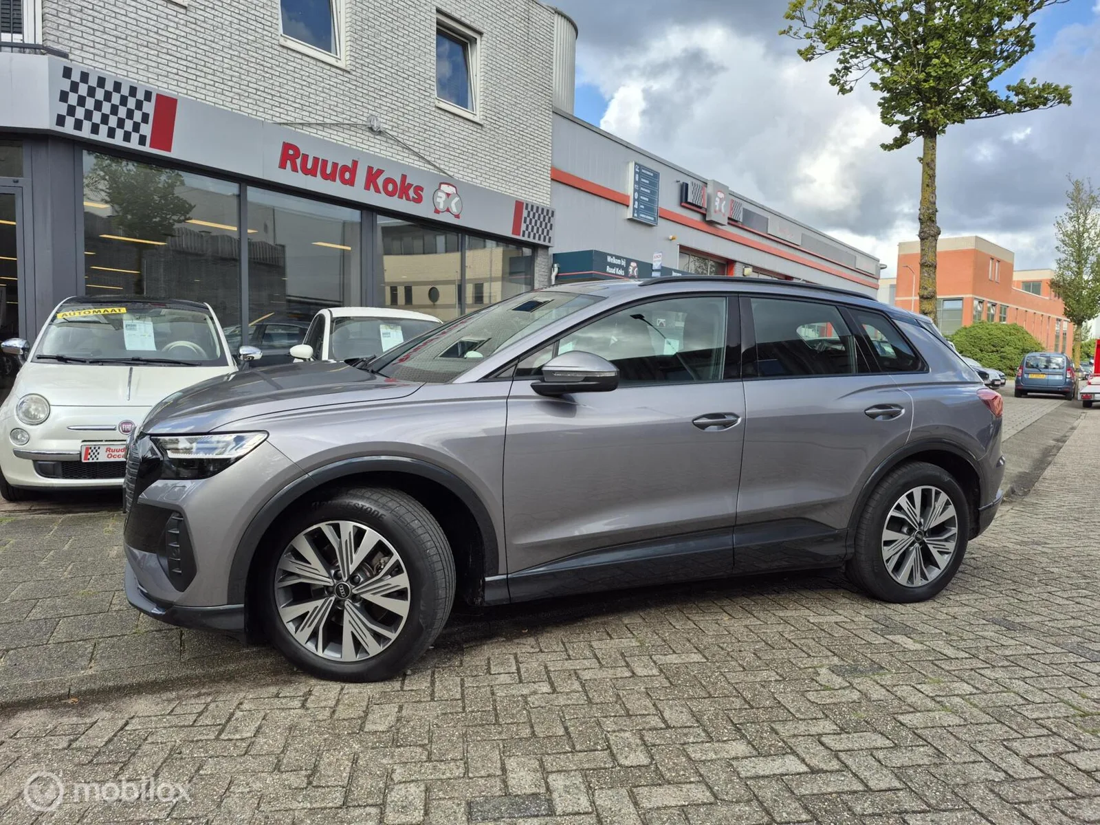 Audi e-tron (2021) — foto 1