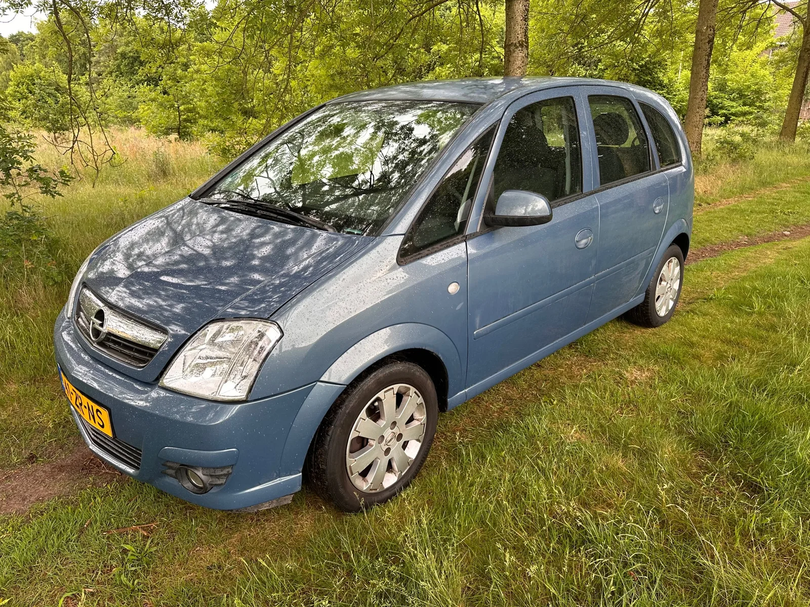 Opel Meriva (2008) — foto 1