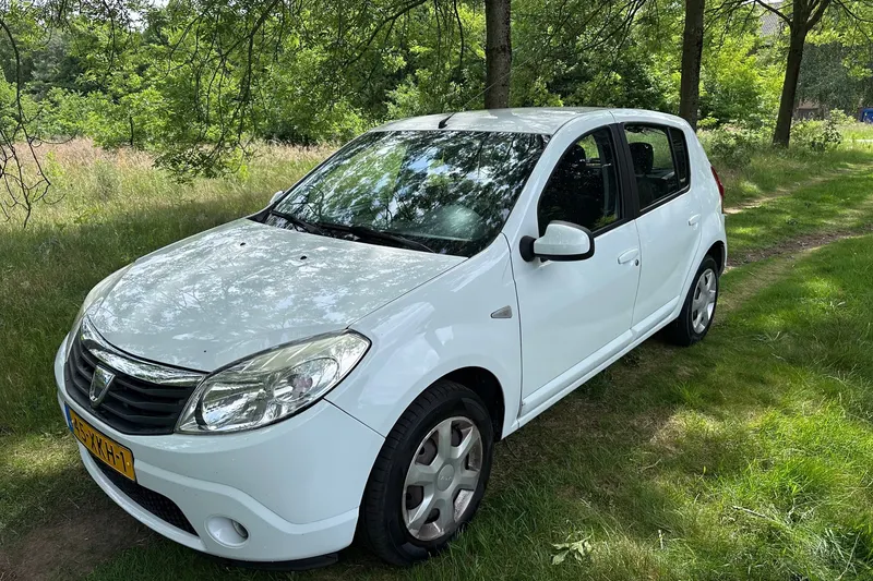 Dacia Sandero (2012)