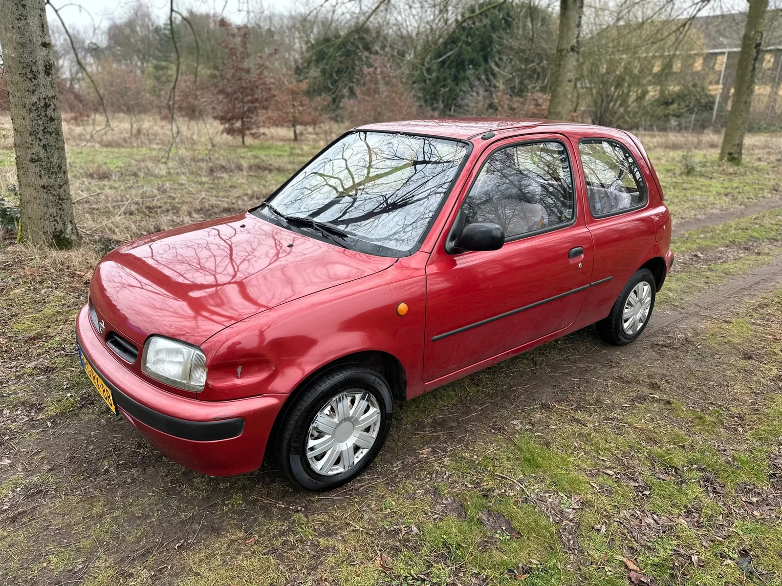 Nissan Micra (1997) — foto 1