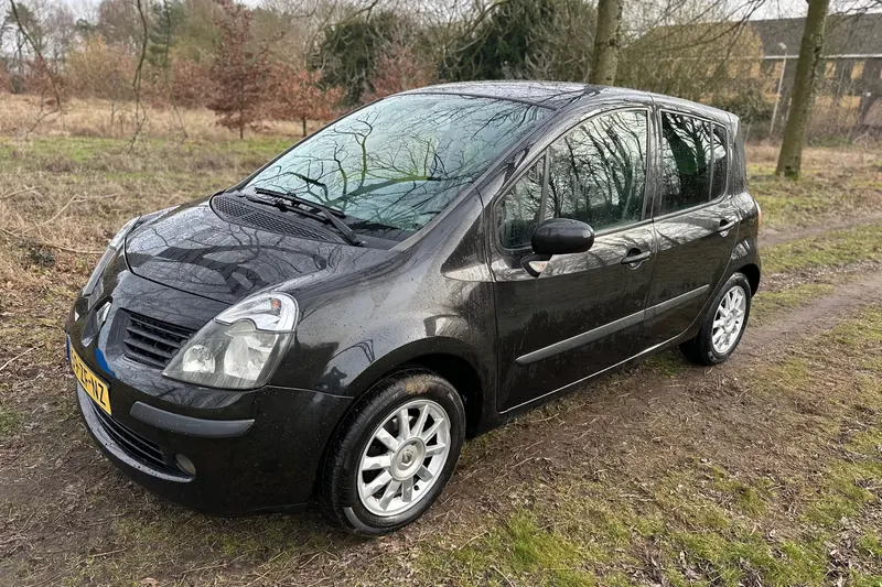 Renault Modus (2008)