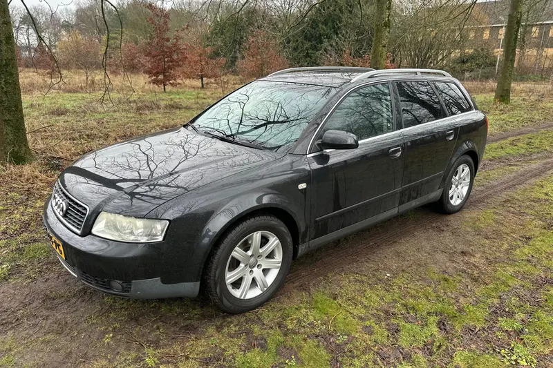 Audi A4 (2004)