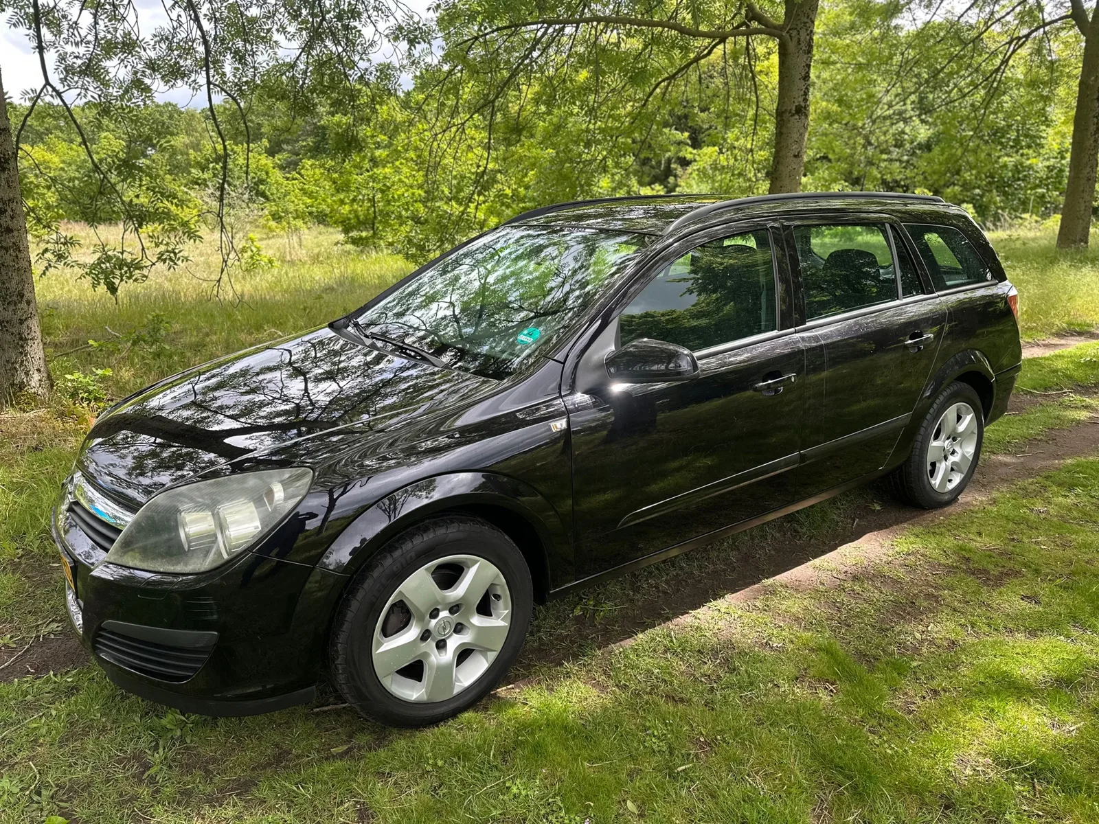 Opel Astra (2006) — foto 1
