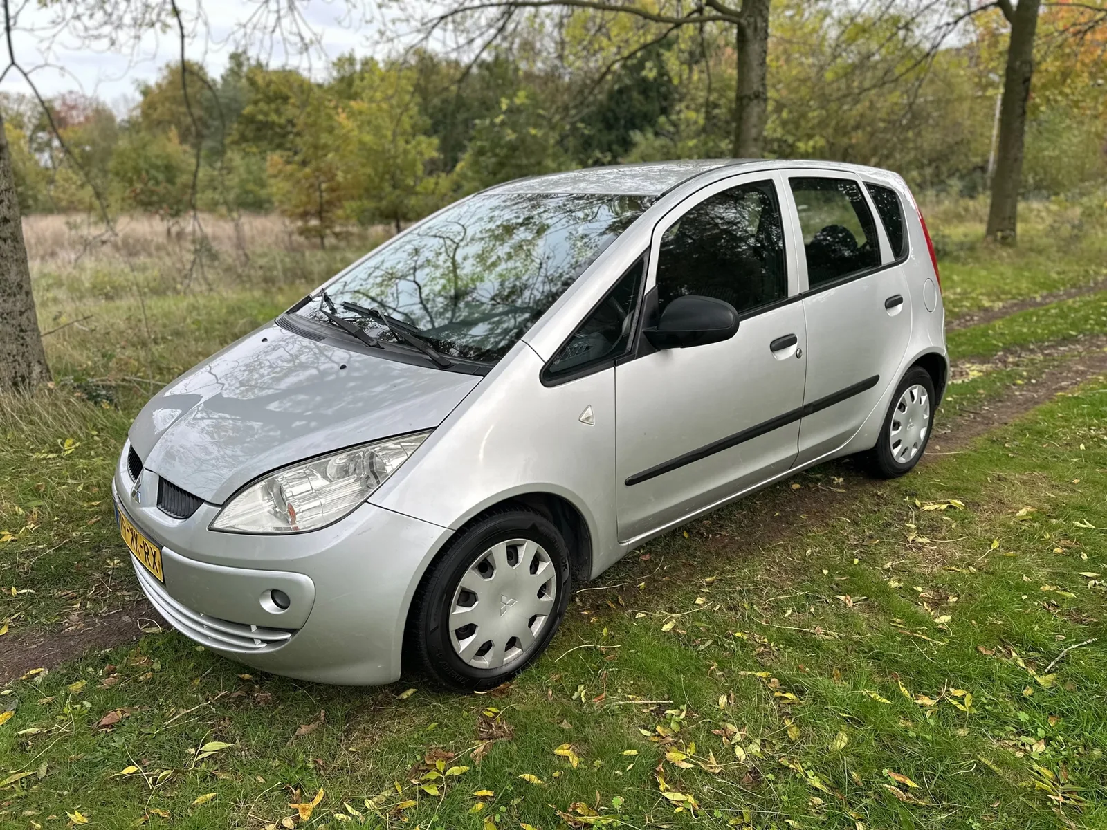 Mitsubishi Colt (2007) — foto 1