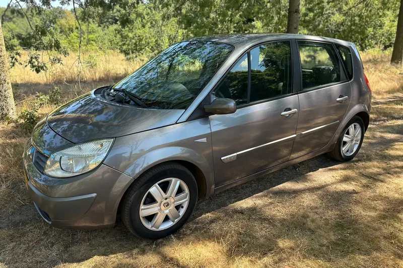 Renault Scénic (2004)