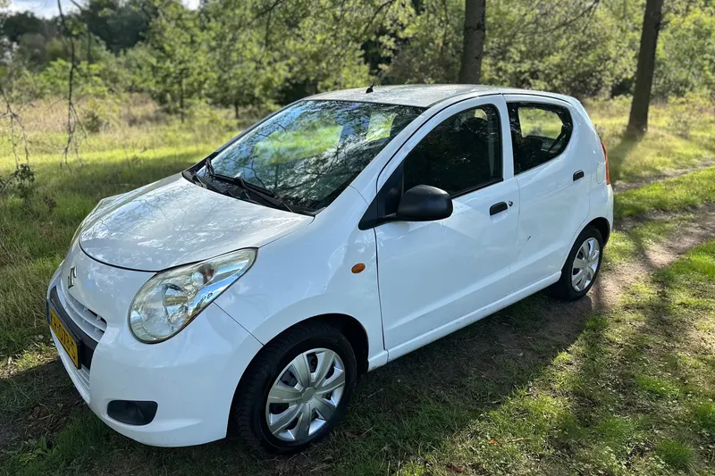Suzuki Alto (2012)