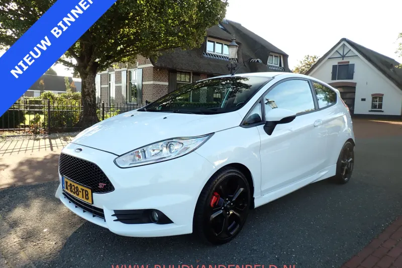 Ford Fiesta (2013)