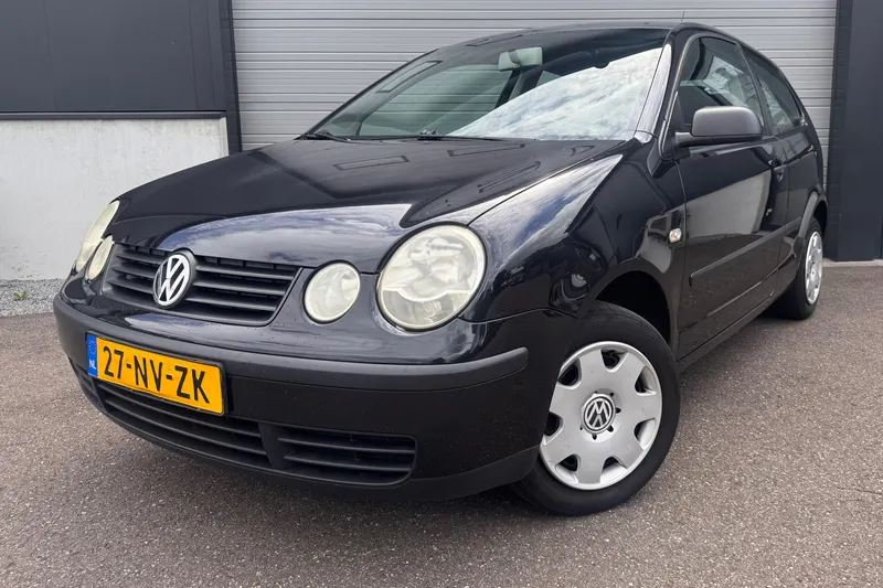 Volkswagen Polo (2004)