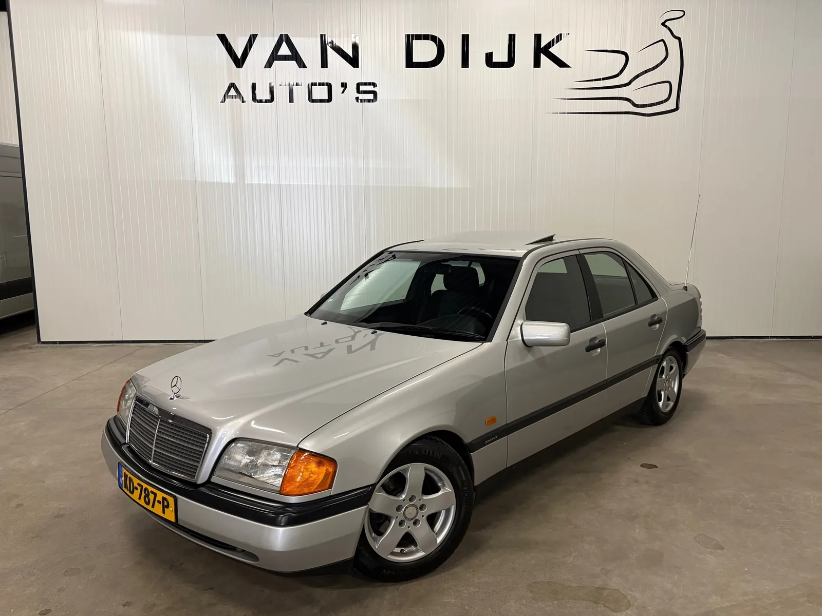 Mercedes-Benz C-Klasse (1994) — foto 1