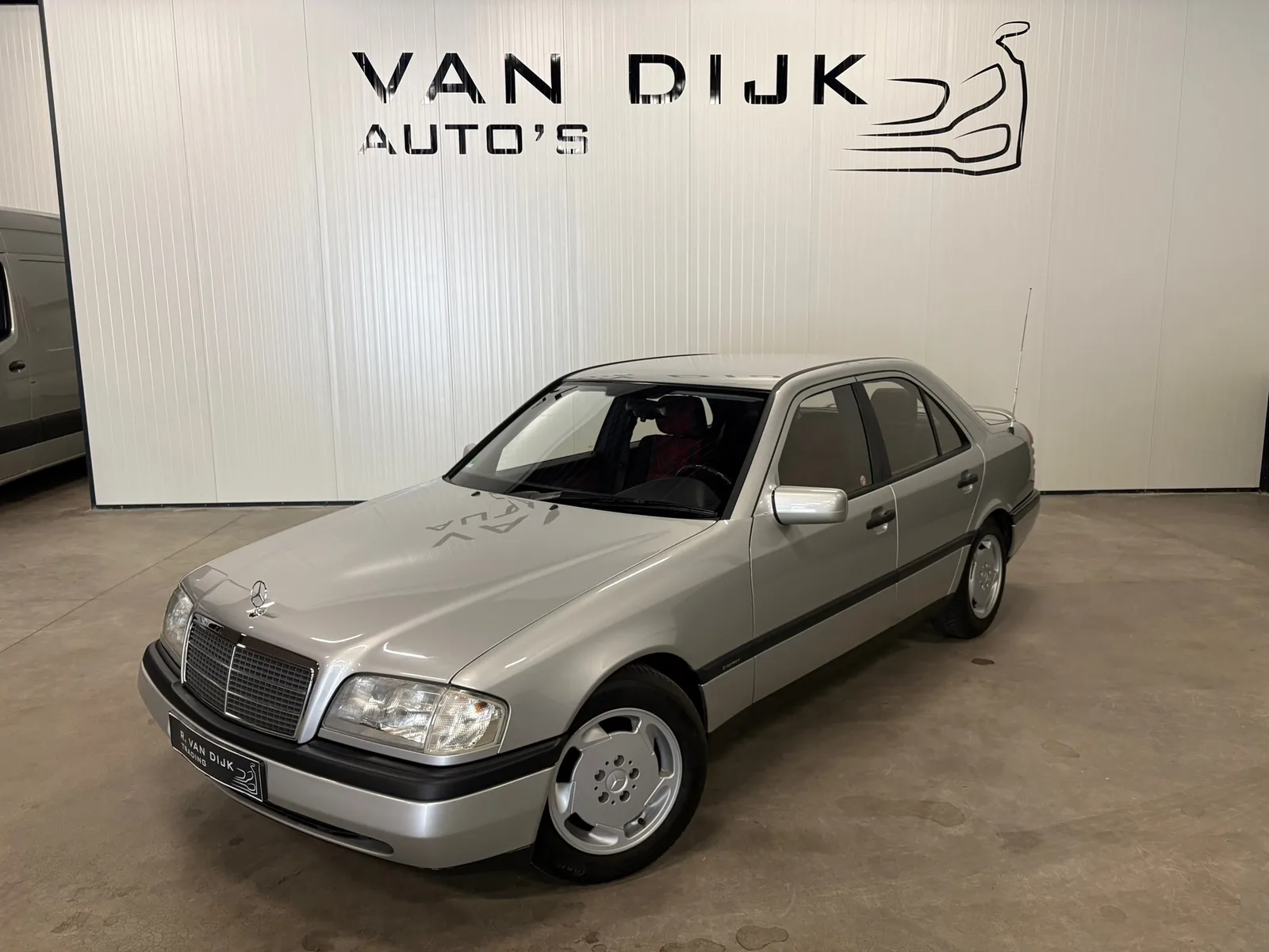 Mercedes-Benz C-Klasse (1995) — foto 1