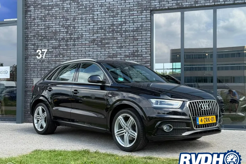 Audi Q3 (2015)