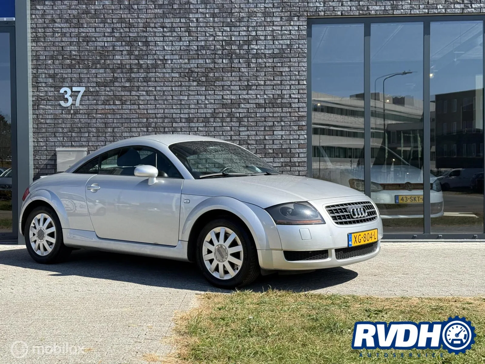 Audi TT (2005) — foto 1