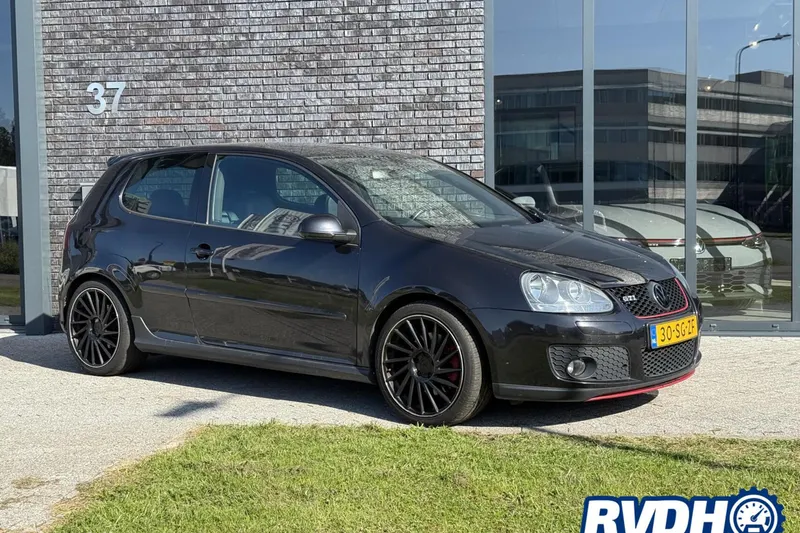 Volkswagen Golf (2006)