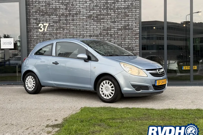 Opel Corsa (2008)