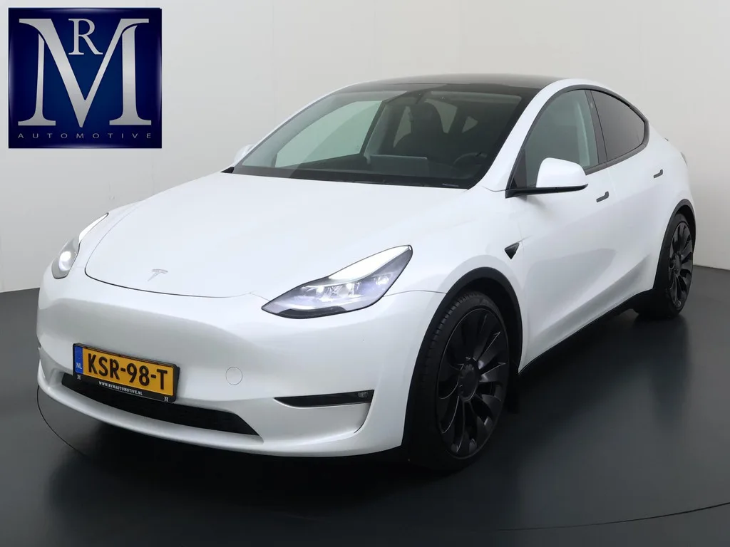 Tesla Model Y (2024) — foto 1