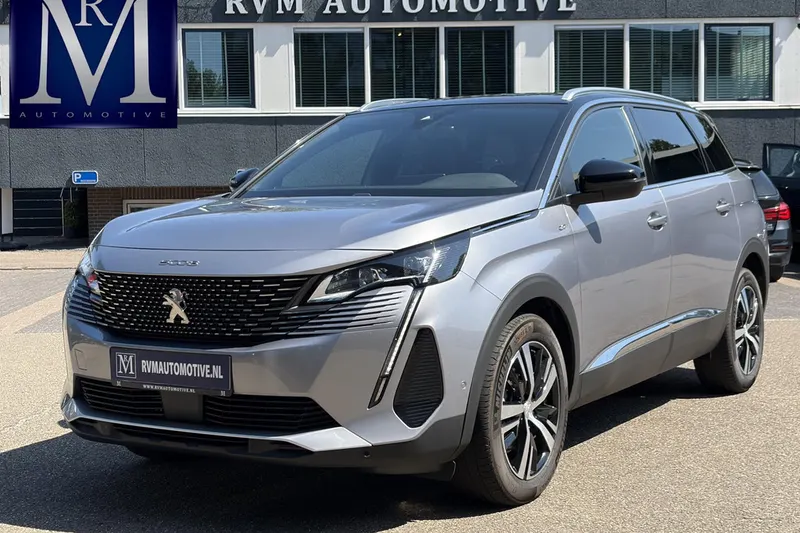 Peugeot 5008 (2024)
