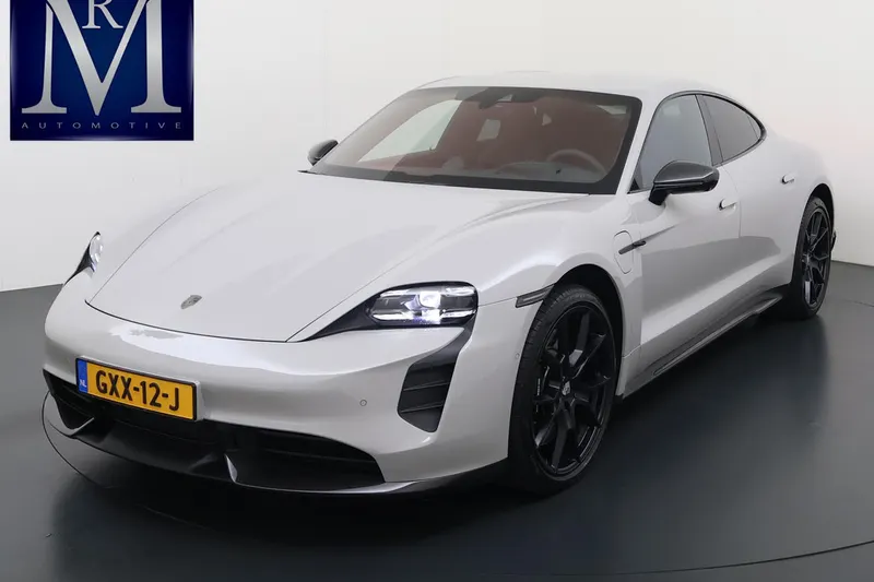 Porsche Taycan (2022)