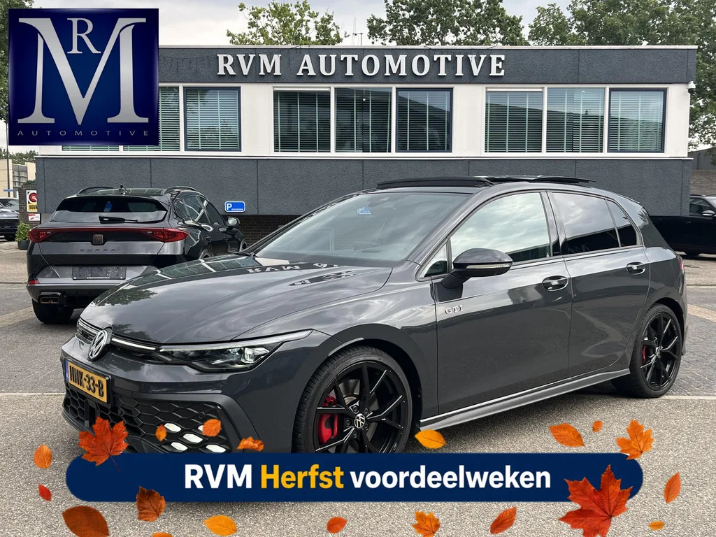 Volkswagen Golf (2024) — foto 1