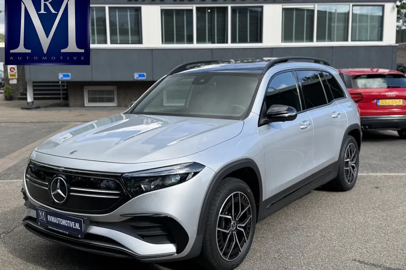 Mercedes-Benz EQB (2023)
