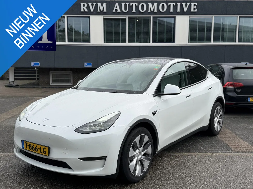 Tesla Model Y (2023) — foto 1