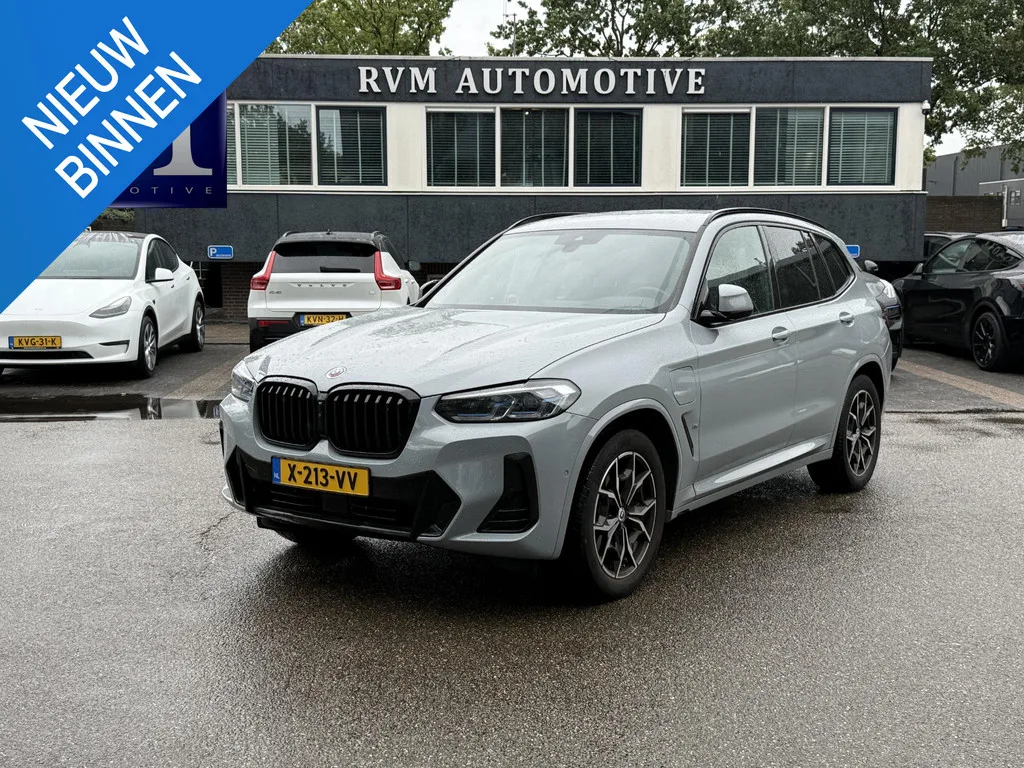 BMW X3 (2023) — foto 1