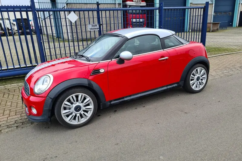 MINI Coupé (2011)