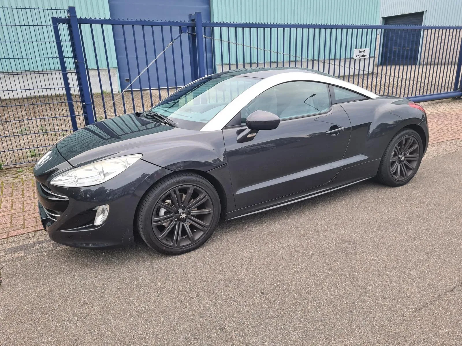 Peugeot RCZ (2012) — foto 1